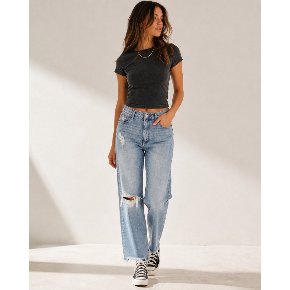 Articles‎ of Society Eden Roc Distressed Straight Jeans 28 Distressed
